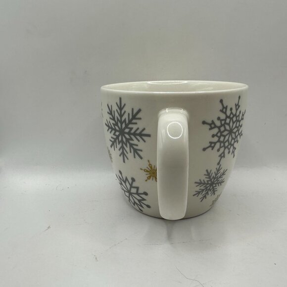 Starbucks Coffee Snowflake Ceramic Mug 16 Oz White Gray & Gold Winter Design - Picture 2 of 6